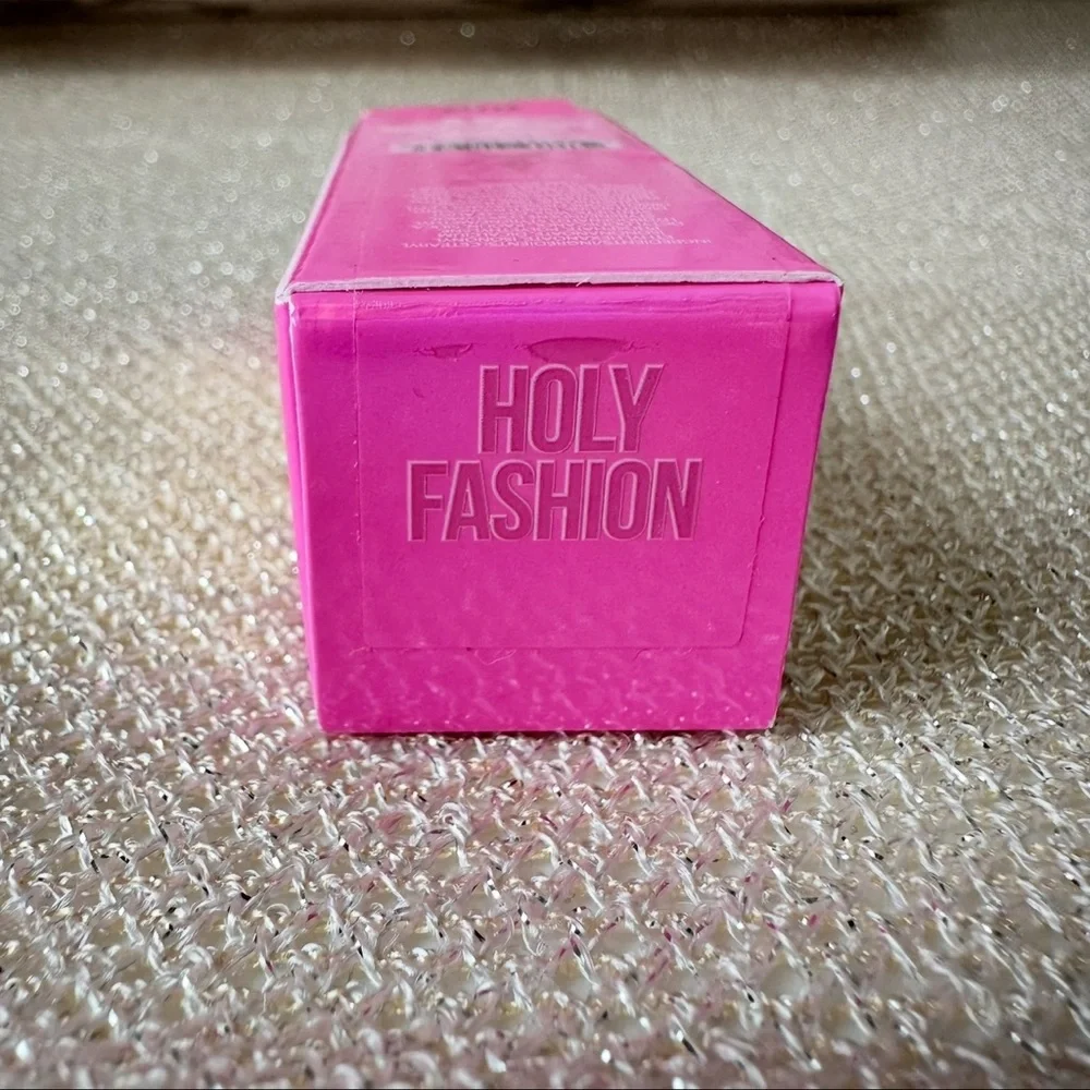 Jeffree Star Velvet Trap Lipstick Holy Fashion Pink Matte
